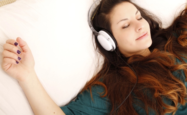 Getting to sleep, listening to audiobook, podcasts to help you sleep, get sleepy